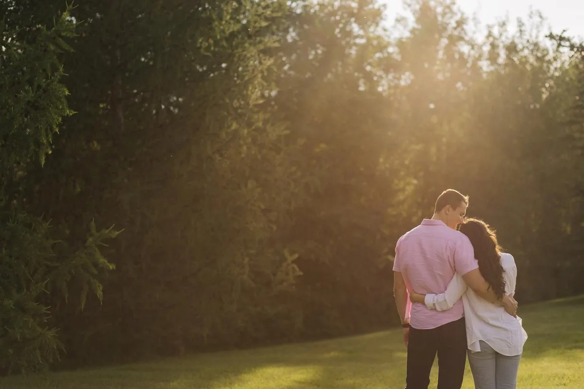 How to Prepare for Engagement Photos